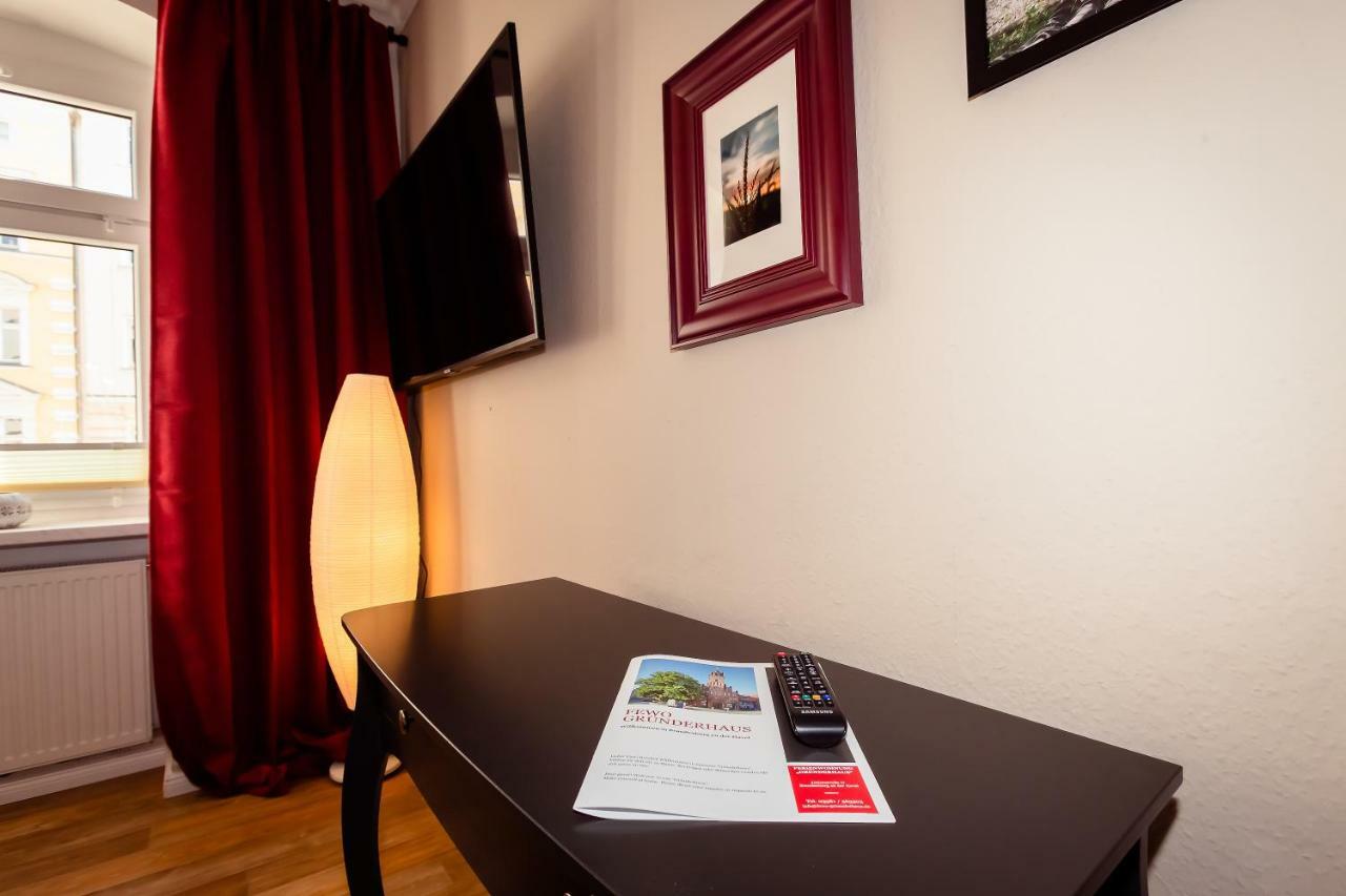 Ferienwohnung Gruenderhaus Бранденбург Екстериор снимка