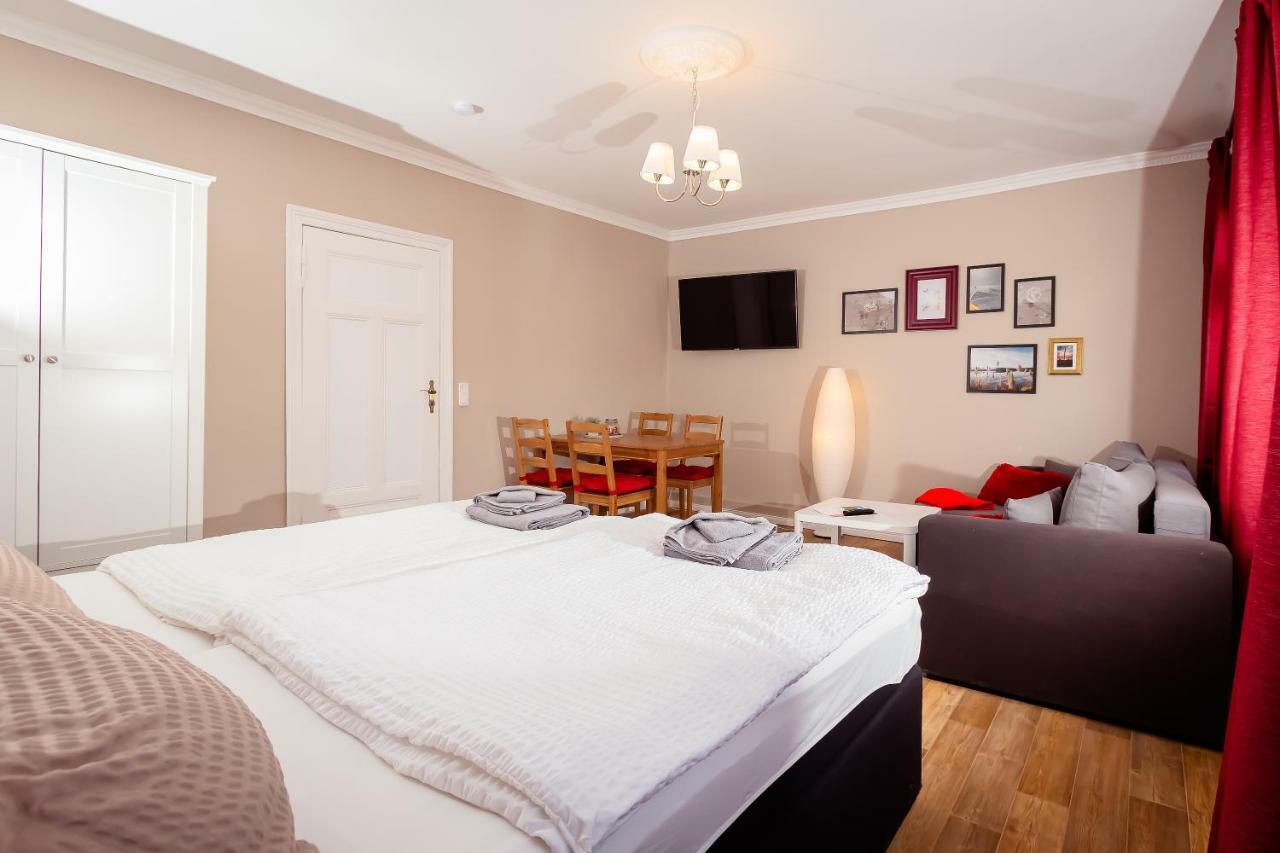 Ferienwohnung Gruenderhaus Бранденбург Екстериор снимка